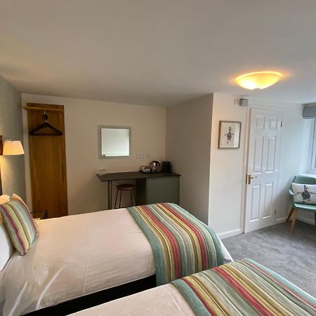 Gordons Bed & Breakfast เชดดาร์ ภายนอก รูปภาพ