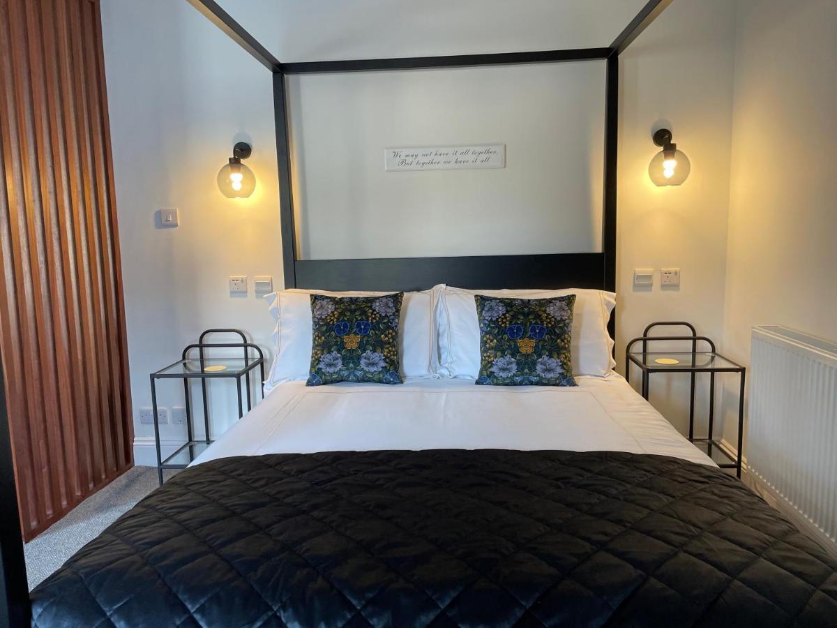 Gordons Bed & Breakfast เชดดาร์ ภายนอก รูปภาพ